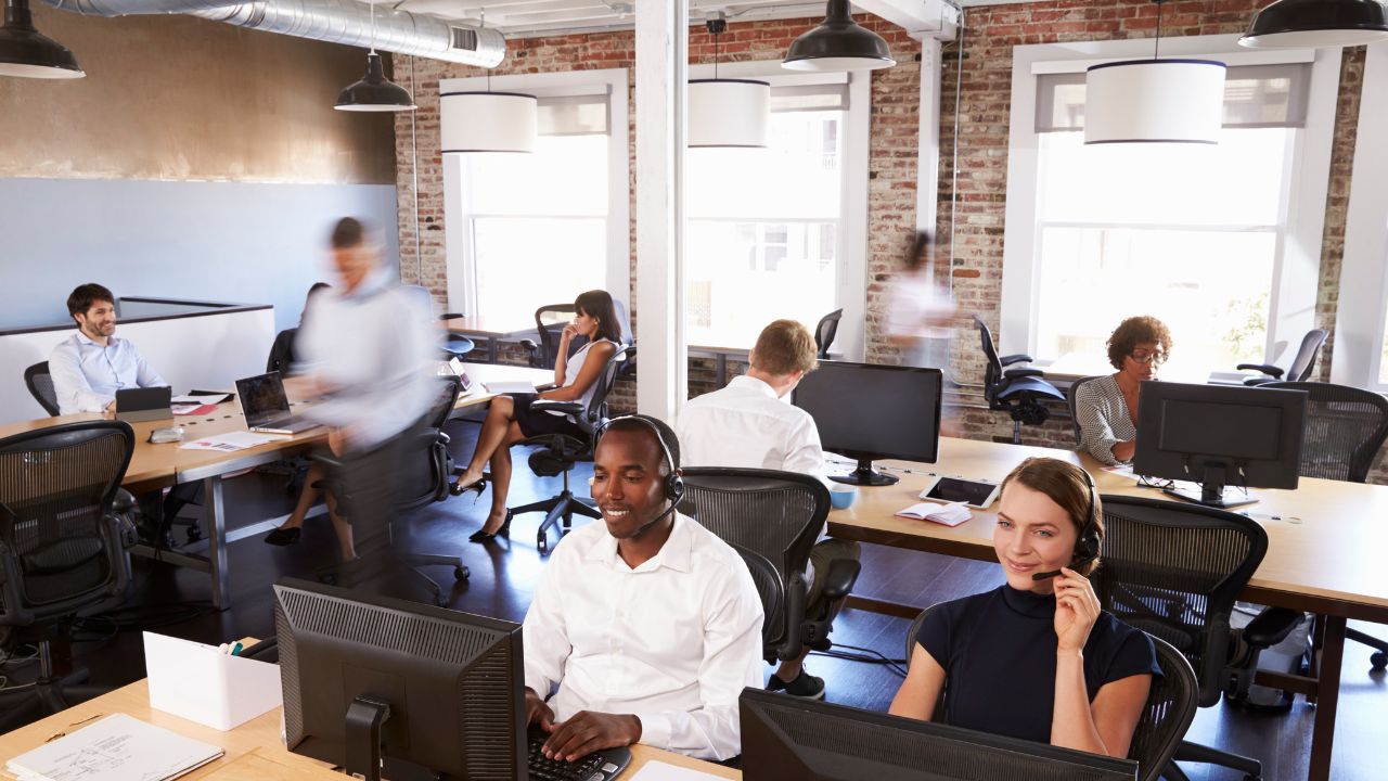 Aviation Back-Office Outsourcing: Reducing Costs Without Losing Control